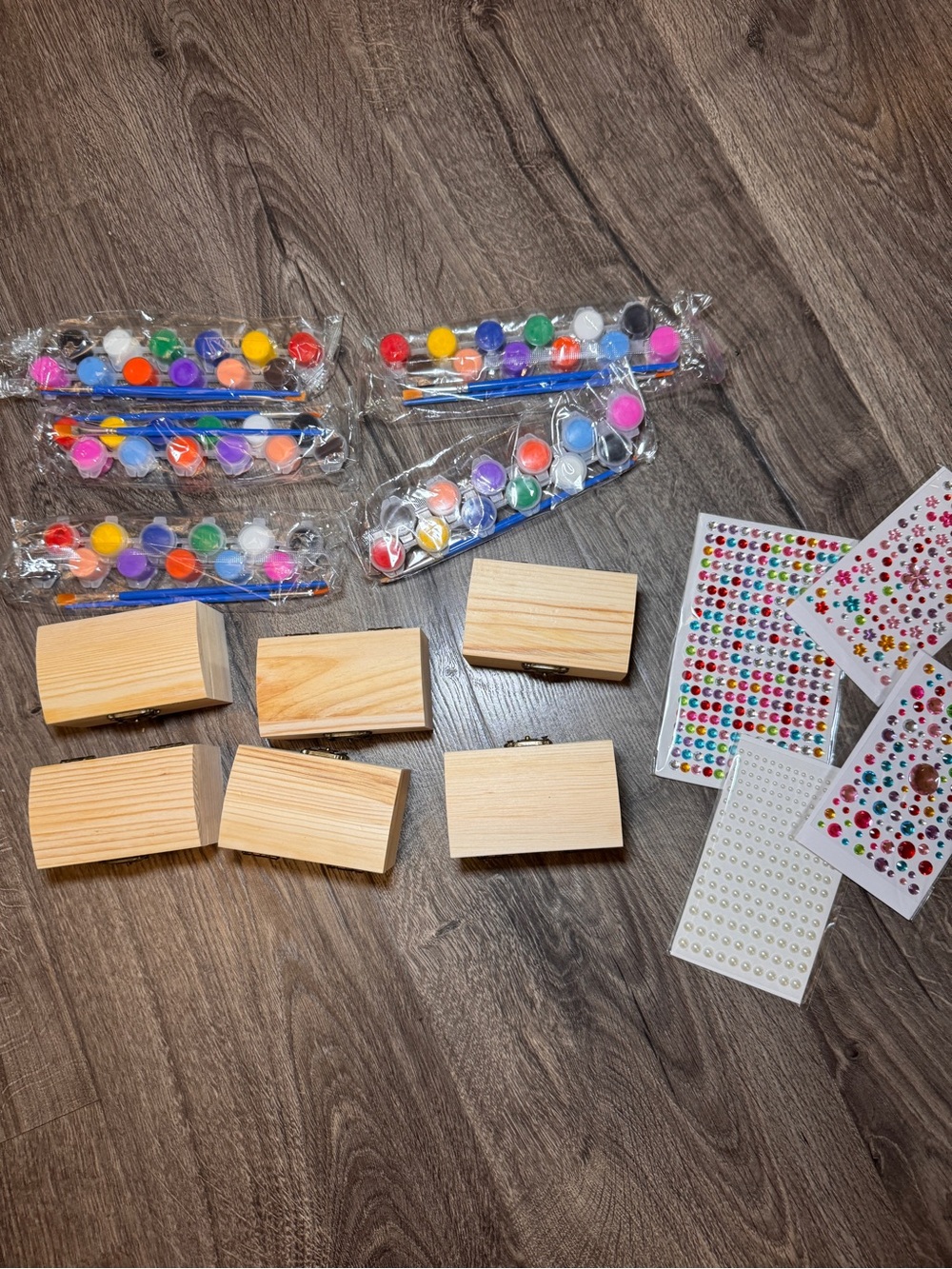 DIY Mini Wooden Jewelry Boxes with Paint and Gem Stickers
